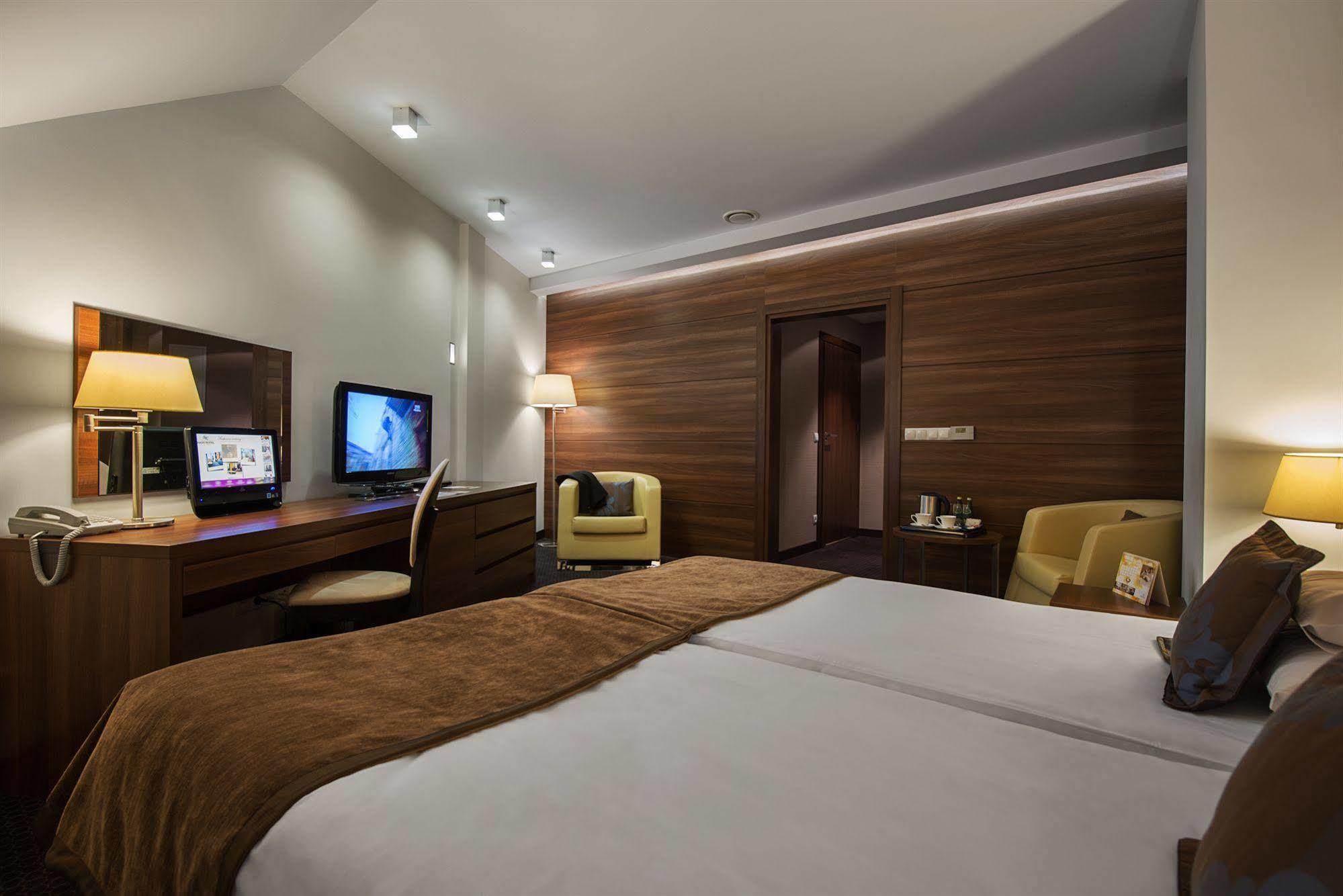 Rado Resort Spa & Wellness Mielec Εξωτερικό φωτογραφία